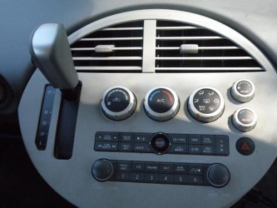 SHIFTER AND CONTROLS